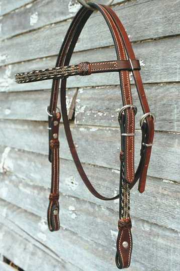 014_11A-1.jpg - Straight Brow horse Hair in Saddle Tan.
dressed with Stainless Light Heel Buckles.
Horse Hair Bridles no longer available.