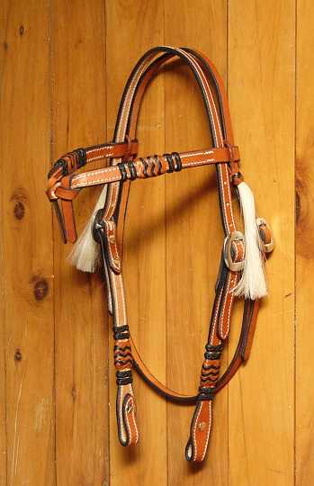 P1150274.JPG - Cross brow bridle with horse hair tassels